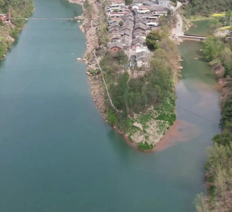 1759218622075003125.png 6.png